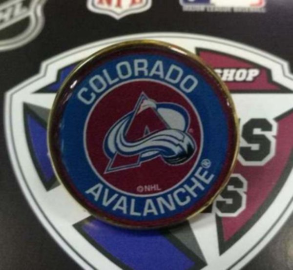 значок Colorado Avalanche  №0771  2,5см