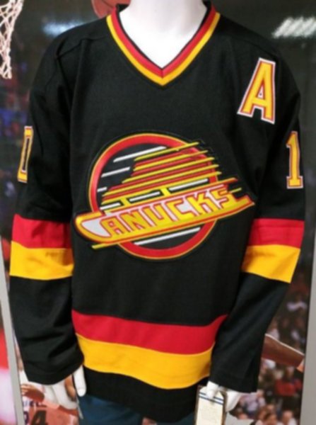 свитер хоккейный Vancouver Canucks №10 BURE ccm