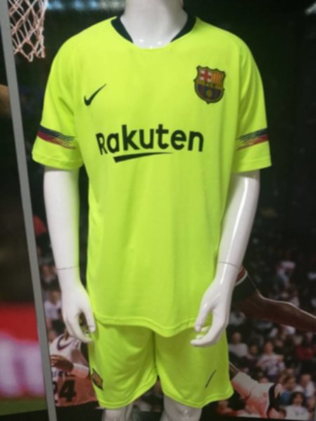 форма Barcelona   2018-2019  гостевая