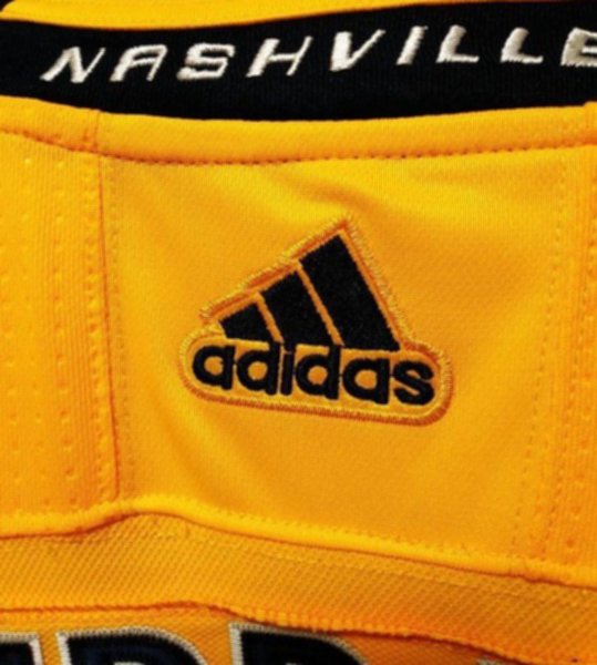 свитер хоккейный Nashville Predators №76 SUBBAN  adidas