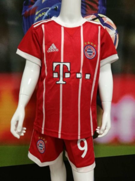 форма детская Bayern Munchen №9 LEWANDOVSKI  2017-18