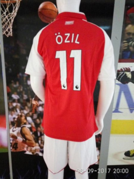 форма Arsenal №11OZIL   домашняя   2017-2018