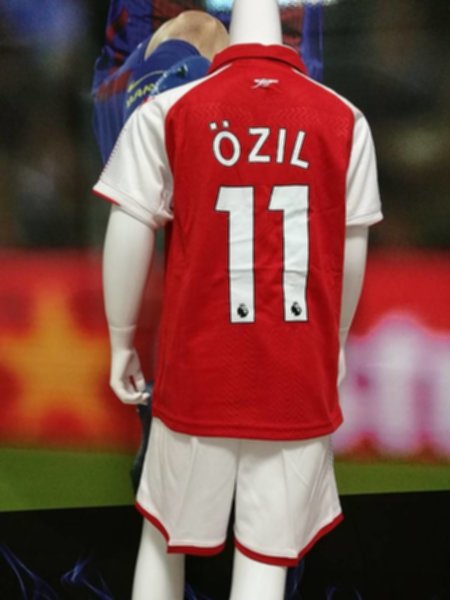 форма детская Arsenal №11 OZIL  домашняя  2017-2018