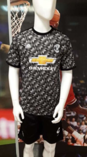 форма Manchester United №9 LUKAKU  гостевая 2017-18