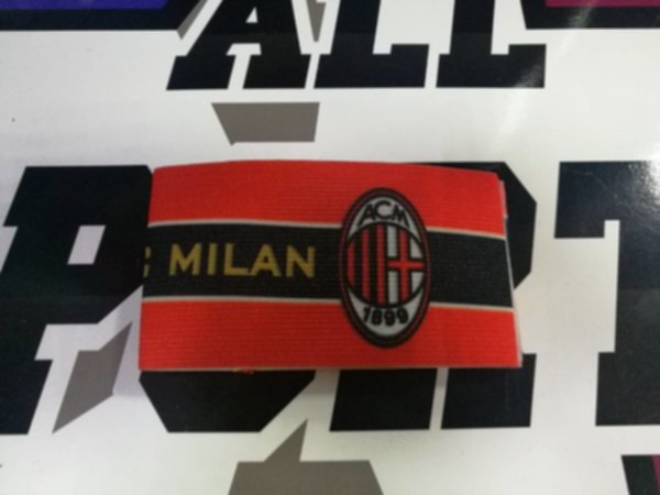 капитанская повязка AC Milan
