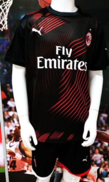 форма AC Milan  2019-2020  резервная
