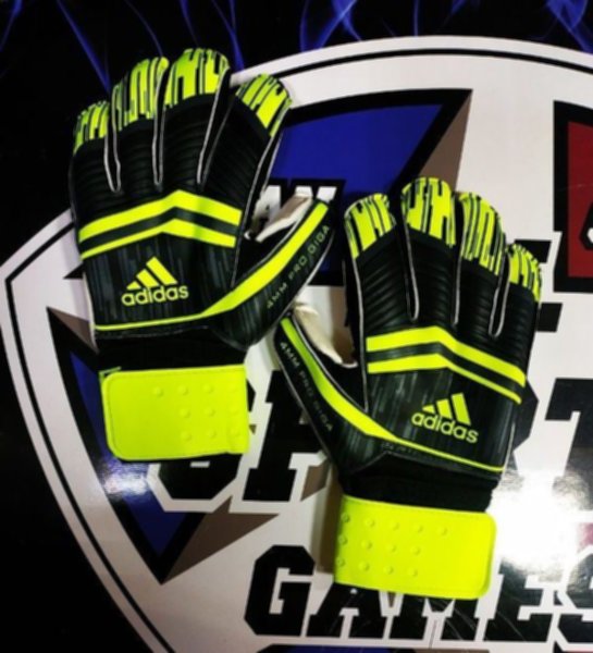 перчатки вратарские  ADIDAS