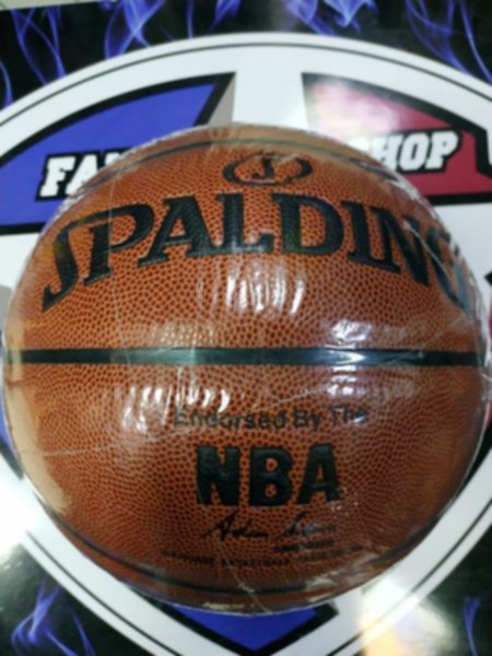 мяч баскетбольный SPALDING GOLD  №7