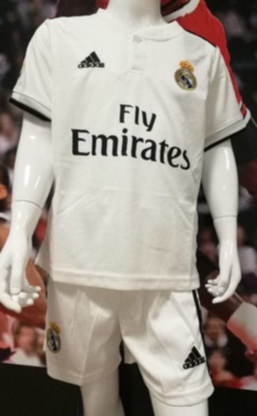 форма детская Real Madrid  домашняя  2018-2019