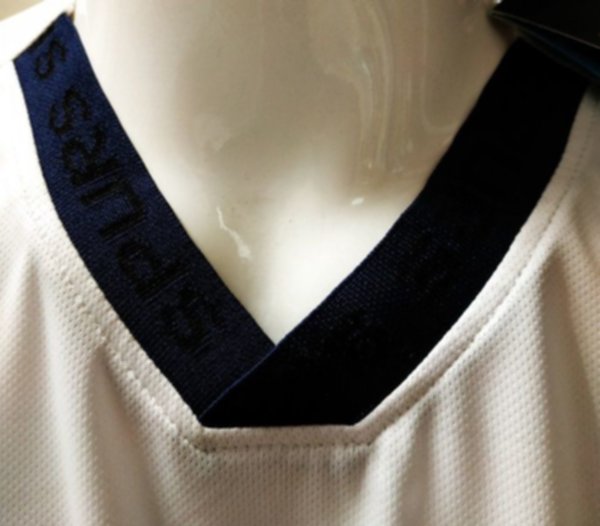 форма Tottenham  2019-2020  домашняя