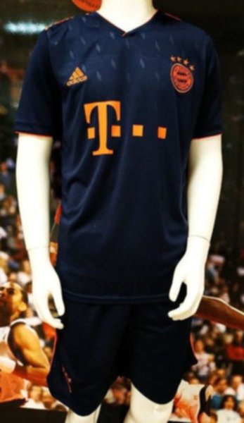 форма Bayern Munchen  2019-2020  гостевая