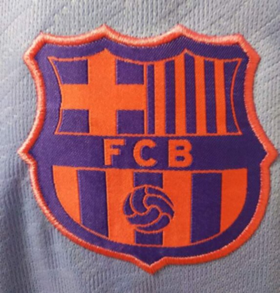 форма Barcelona   2021-2022  гостевая