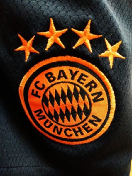 форма Bayern Munchen  2019-2020  гостевая