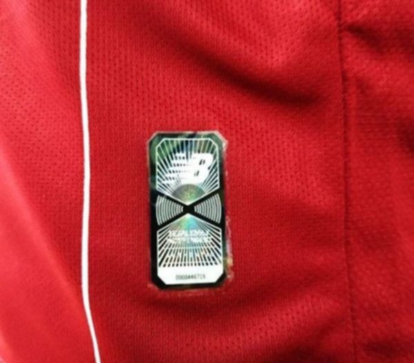 форма Liverpool  длинный рукав  2019-2020  домашняя