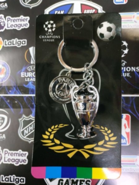 брелок Пари Сен-Жермен  3 см х 2 см