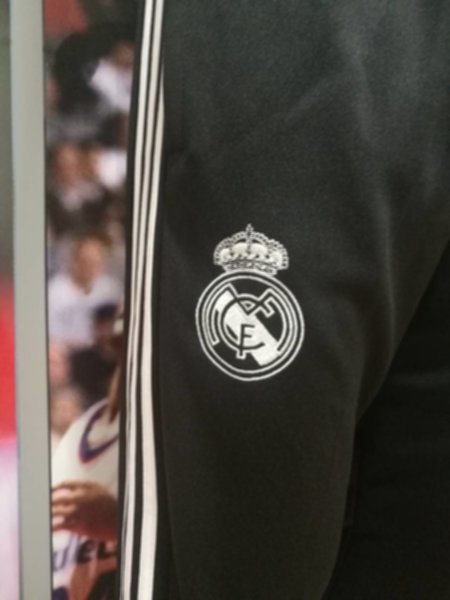тренировочный костюм Real Madrid  2018-2019