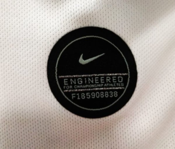 форма Tottenham  2019-2020  домашняя