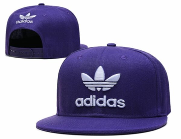 снэпбэк Adidas