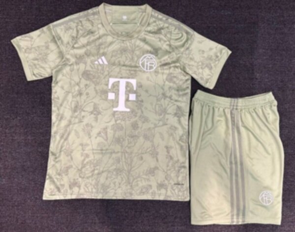 форма  Bayern Munchen  2023-2024  Oktoberfest полиэстер 100%