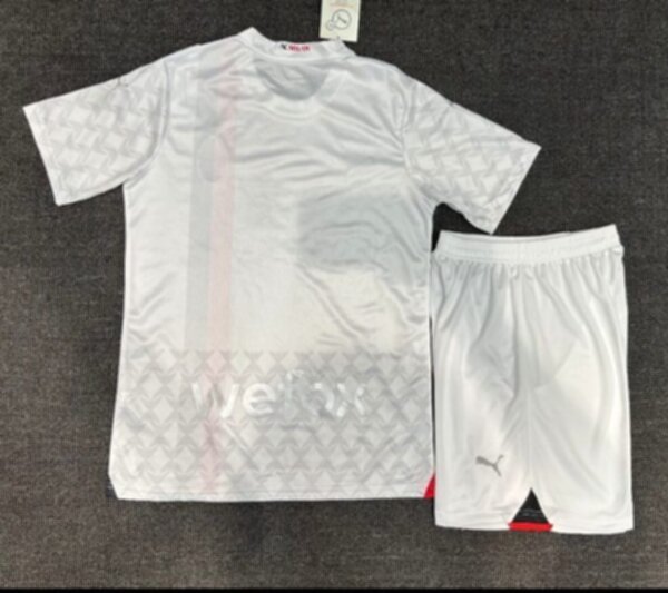 форма AC Milan 2023-2024 puma  гостевая  полиэстер 100%