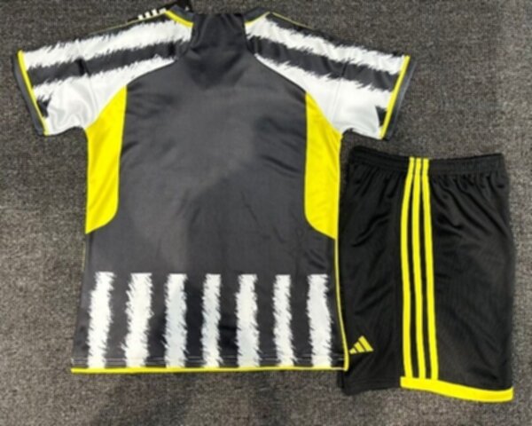 форма детская Juventus  2023-2024  домашняя полиэстер 100%