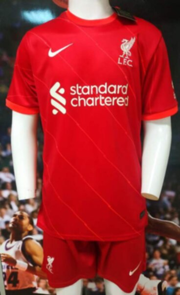 форма Liverpool   2021-2022  домашняя