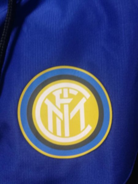ветровка Inter