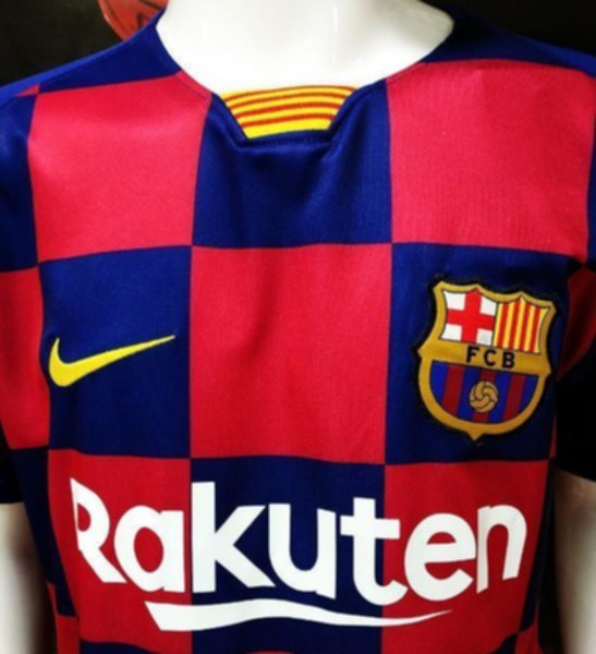 форма Barcelona №17 GRIEZMANN  2019-2020  домашняя