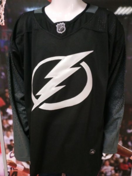 свитер хоккейный Tampa Bay Lightning  adidas