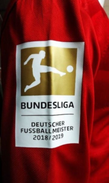 форма Bayern Munchen  длинный рукав  2019-2020  домашняя