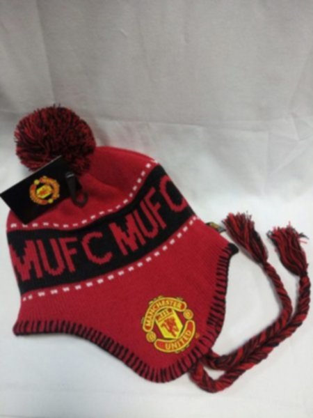 шапка Manchester United  с вышивкой  акрил 100%