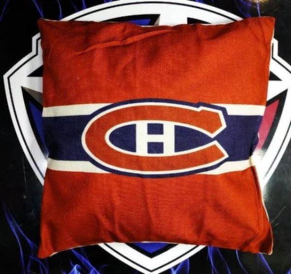 подушка Montreal Canadiens 45 х 45см