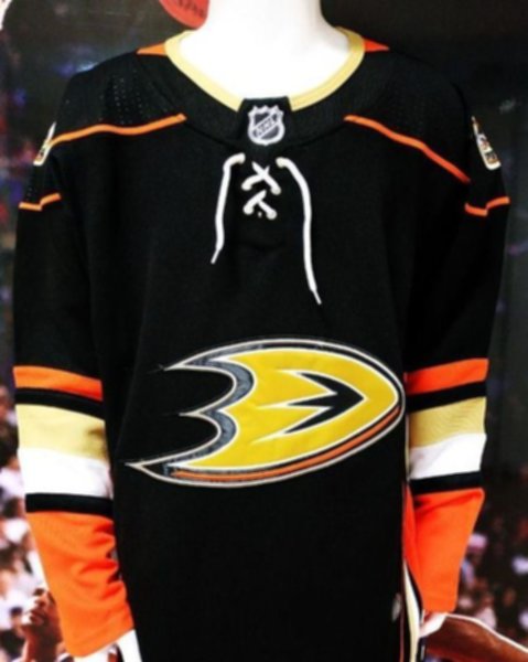 свитер хоккейный Anaheim Ducks  adidas