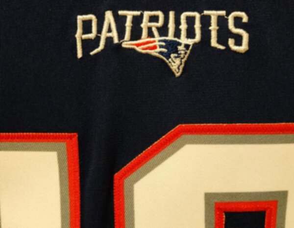 майка  для американского футбола New England Patriots №12 BRADY