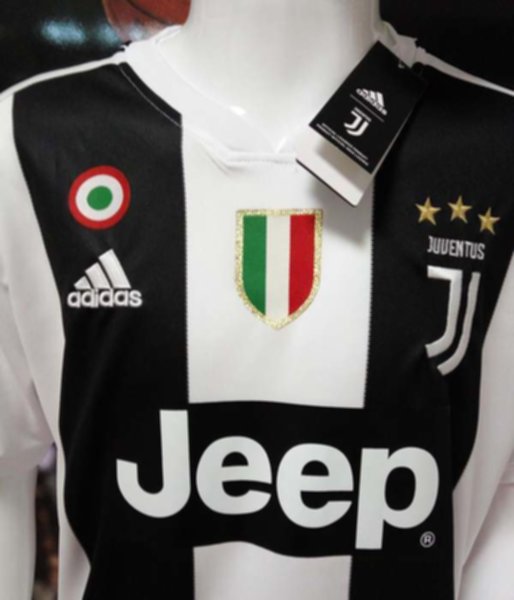 форма Juventus №7 RONALDO  2018-2019  домашняя