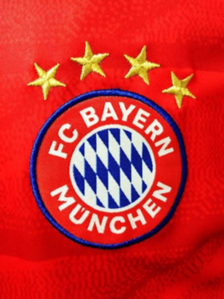 форма Bayern Munchen  длинный рукав  2019-2020  домашняя