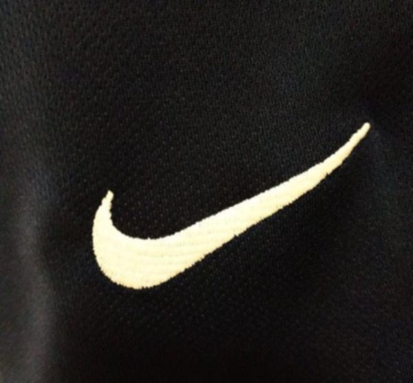 форма Tottenham  2019-2020  гостевая