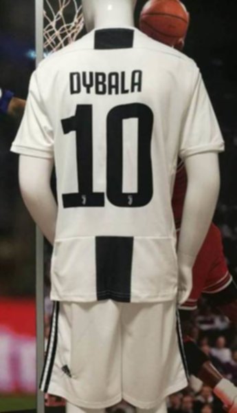 форма Juventus  №10 Dybala  2018-2019  домашняя