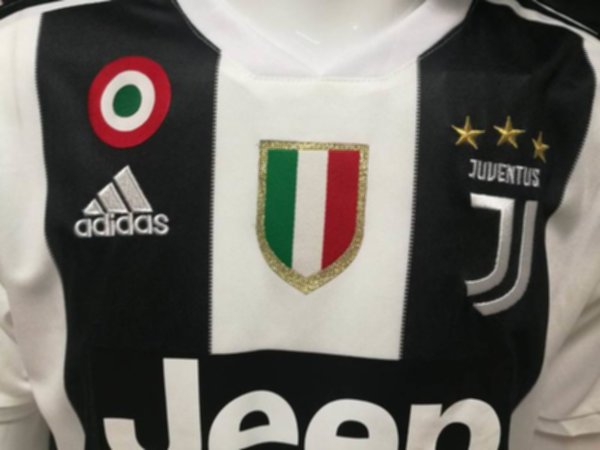 форма Juventus  №10 Dybala  2018-2019  домашняя