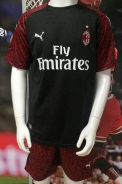 форма AC Milan   2018-2019  резервная