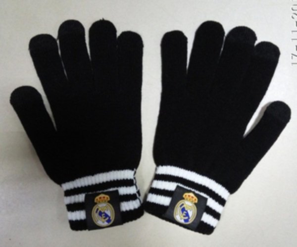 перчатки вязанные сенсорные Real Madrid