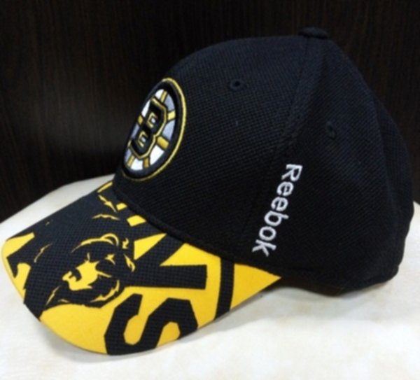 бейсболка Boston Bruins