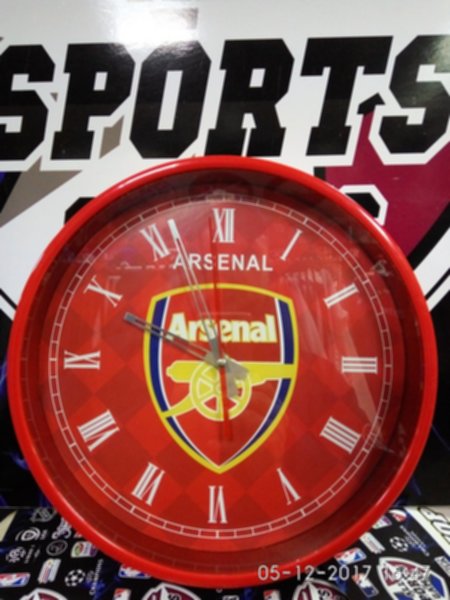 часы настенные Arsenal   диаметр 30см