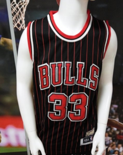 майка баскетбольная  Chicago Bulls №33 PIPPEN Mitchell & Ness