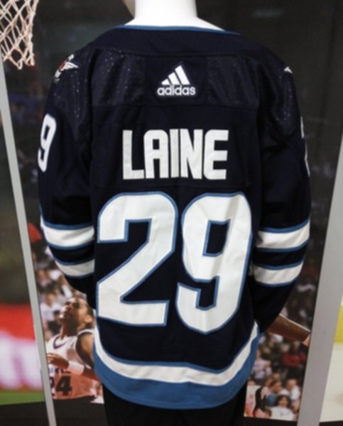 свитер хоккейный Winnipeg Jets №29 LAINE  adidas