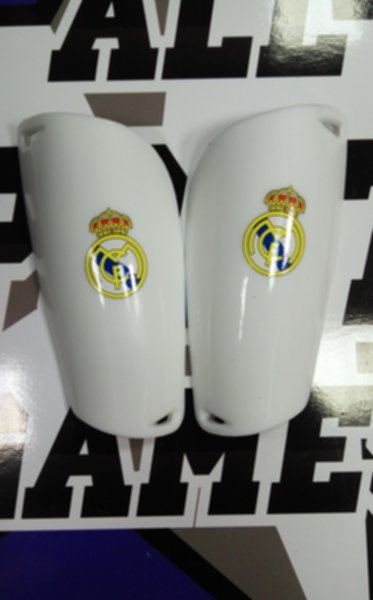 щитки детские Real Madrid
