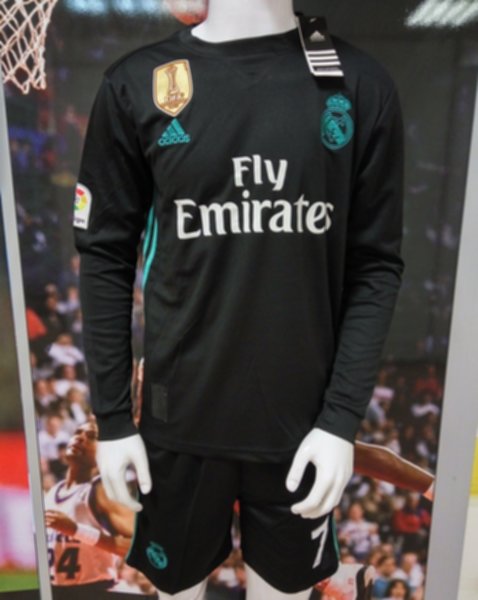 форма   Real Madrid №7 RONALDO  2017-2018  длинный рукав