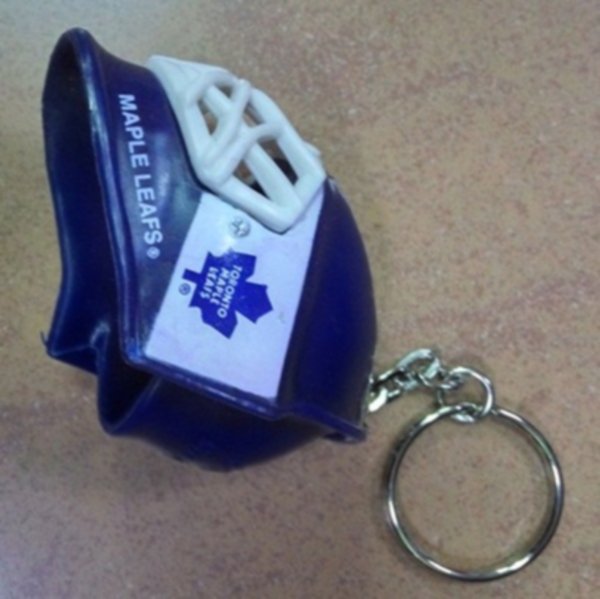 брелок Toronto Maple Leafs (6см х 4см)
