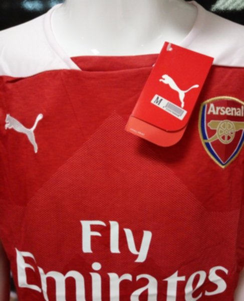 форма Arsenal   2018-2019  домашняя