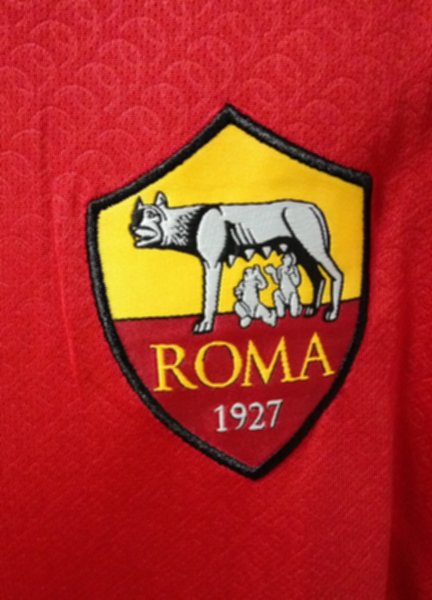 форма AS Roma  2018-2019  домашняя